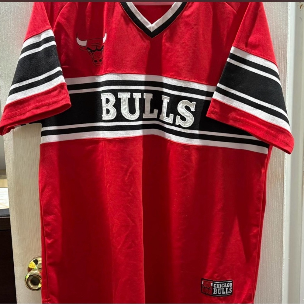 Chicago Bulls Red and Black Jersey